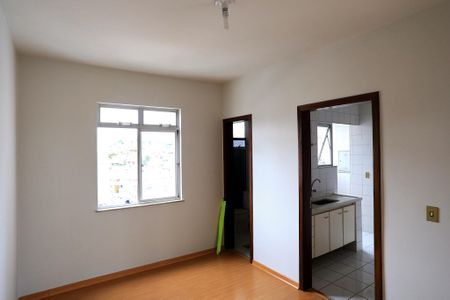 Apartamento à venda com 80m², 2 quartos e 1 vagaSala de Jantar