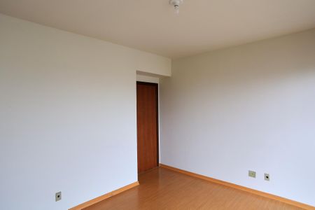 Apartamento à venda com 80m², 2 quartos e 1 vagaSala