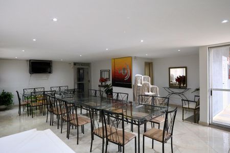 Apartamento à venda com 80m², 2 quartos e 1 vagaÁrea comum - Salão de festas