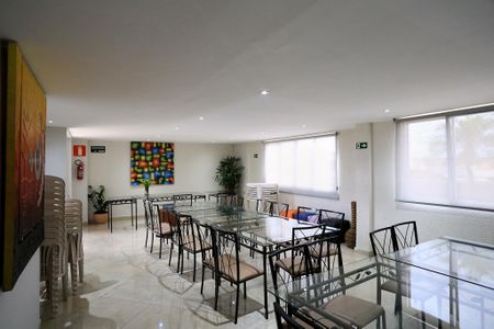 Apartamento à venda com 80m², 2 quartos e 1 vagaÁrea comum - Salão de festas