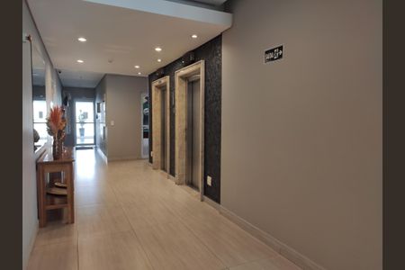 Apartamento à venda com 85m², 3 quartos e 2 vagasHall de entrada