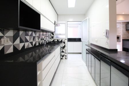 Apartamento à venda com 85m², 3 quartos e 2 vagasCozinha
