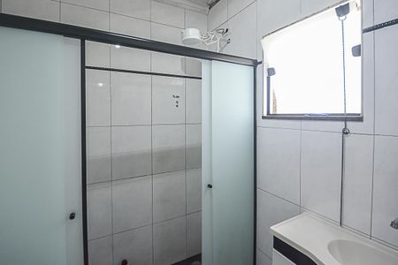 Casa à venda com 254m², 3 quartos e 3 vagas Casa à venda com 254m², 3 quartos e 3 vagasBanheiro