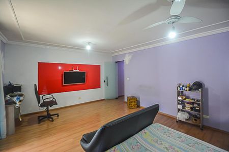 Casa à venda com 254m², 3 quartos e 3 vagas Casa à venda com 254m², 3 quartos e 3 vagasQuarto Suíte