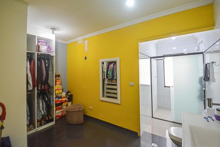 Casa à venda com 254m², 3 quartos e 3 vagas Casa à venda com 254m², 3 quartos e 3 vagasBanheiro da Suíte