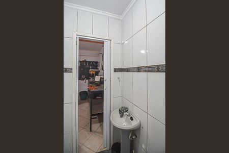 Casa à venda com 254m², 3 quartos e 3 vagas Casa à venda com 254m², 3 quartos e 3 vagasEdícula