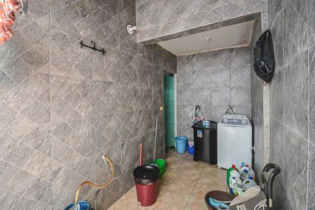 Casa à venda com 254m², 3 quartos e 3 vagas Casa à venda com 254m², 3 quartos e 3 vagasÁrea de Serviço