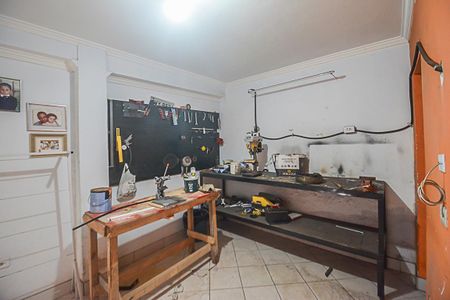 Casa à venda com 254m², 3 quartos e 3 vagas Casa à venda com 254m², 3 quartos e 3 vagasEdícula