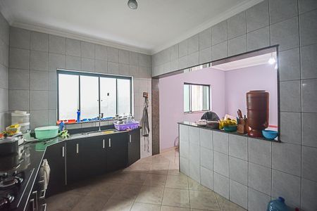 Casa à venda com 254m², 3 quartos e 3 vagas Casa à venda com 254m², 3 quartos e 3 vagasCozinha