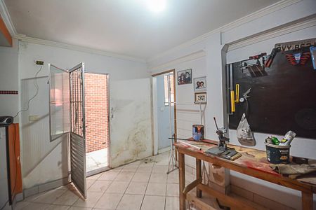 Casa à venda com 254m², 3 quartos e 3 vagas Casa à venda com 254m², 3 quartos e 3 vagasEdícula