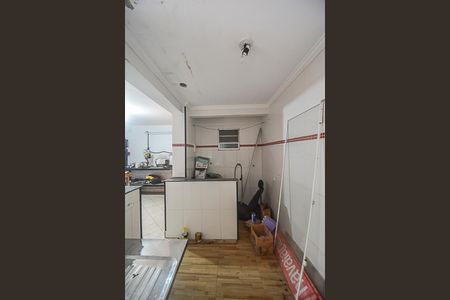 Casa à venda com 254m², 3 quartos e 3 vagas Casa à venda com 254m², 3 quartos e 3 vagasEdícula