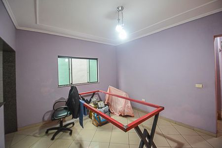 Casa à venda com 254m², 3 quartos e 3 vagas Casa à venda com 254m², 3 quartos e 3 vagasCopa