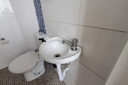 Apartamento para alugar com 109m², 2 quartos e sem vagaBanheiro de Serviço