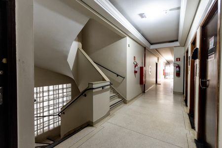 Apartamento para alugar com 109m², 2 quartos e sem vagaHall do Andar