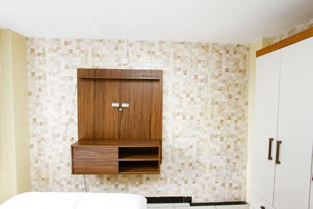 Quarto Suíte de kitnet/studio para alugar com 1 quarto, 30m² em João Pinheiro, Belo Horizonte