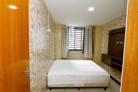 Quarto Suíte de kitnet/studio para alugar com 1 quarto, 30m² em João Pinheiro, Belo Horizonte