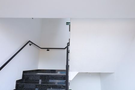 Apartamento para alugar com 36m², 2 quartos e 1 vagaÁrea comum - Saguão do andar