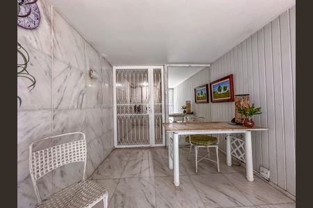 Apartamento para alugar com 148m², 3 quartos e 1 vagaÁrea comum