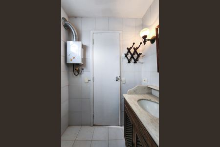 Apartamento para alugar com 148m², 3 quartos e 1 vaga Apartamento para alugar com 148m², 3 quartos e 1 vagaBanheiro Social