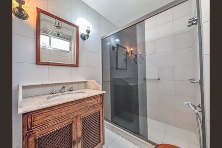 Apartamento para alugar com 148m², 3 quartos e 1 vagaBanheiro da Suíte