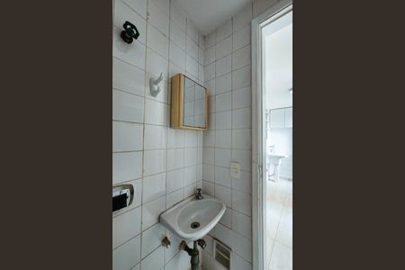 Apartamento para alugar com 148m², 3 quartos e 1 vaga Apartamento para alugar com 148m², 3 quartos e 1 vagaBanheiro de Serviço