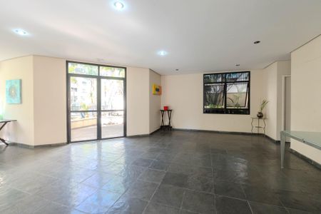 Studio à venda com 29m², 1 quarto e sem vagaÁrea comum - Salão de festas