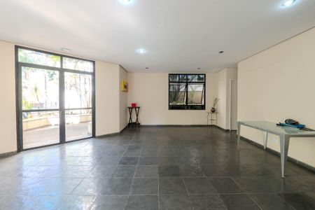 Studio à venda com 29m², 1 quarto e sem vagaÁrea comum - Salão de festas