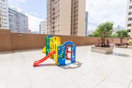 Apartamento para alugar com 80m², 3 quartos e 1 vaga Apartamento para alugar com 80m², 3 quartos e 1 vagaÁrea comum - Playground