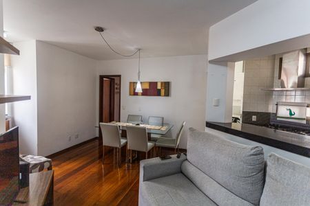 Sala de apartamento para alugar com 3 quartos, 80m² em Centro, Belo Horizonte