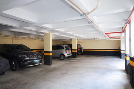 Apartamento para alugar com 36m², 2 quartos e 1 vaga Apartamento para alugar com 36m², 2 quartos e 1 vagaGaragem