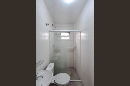 Banheiro de casa para alugar com 1 quarto, 20m² em Vila Monumento, São Paulo