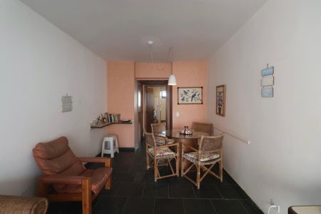 Apartamento para alugar com 90m², 2 quartos e 2 vagasSala