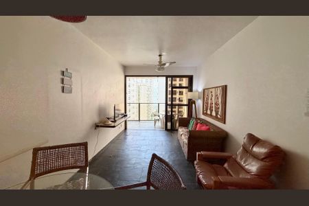 Apartamento para alugar com 90m², 2 quartos e 2 vagasSala