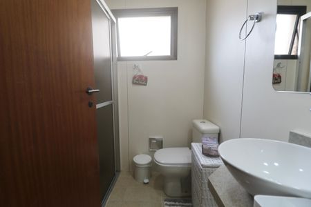 Apartamento para alugar com 90m², 2 quartos e 2 vagasBanheiro Suíte