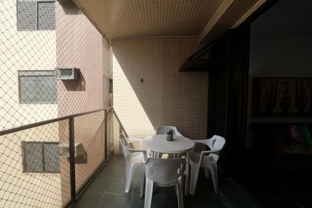 Apartamento para alugar com 90m², 2 quartos e 2 vagasVaranda