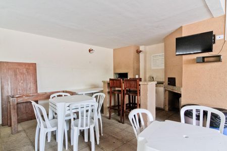 Apartamento para alugar com 65m², 2 quartos e 1 vaga Apartamento para alugar com 65m², 2 quartos e 1 vagaÁrea comum - Salão de festas