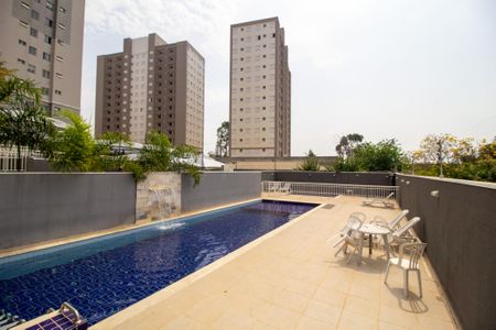 Apartamento para alugar com 55m², 2 quartos e 1 vagaÁrea comum - Piscina