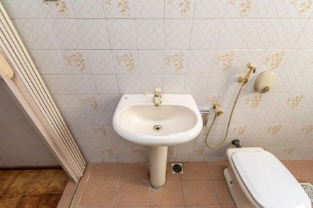 Casa à venda com 96m², 2 quartos e sem vaga Casa à venda com 96m², 2 quartos e sem vagaBanheiro da Suíte