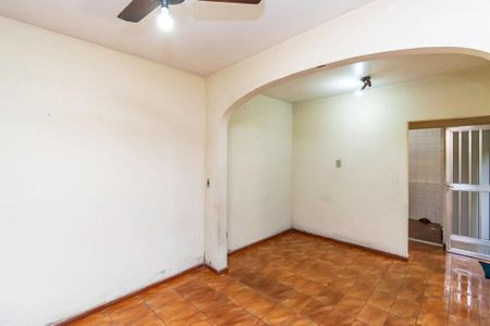 Casa à venda com 96m², 2 quartos e sem vaga Casa à venda com 96m², 2 quartos e sem vagaSala