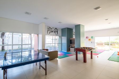 Apartamento à venda com 99m², 3 quartos e 2 vagas Apartamento à venda com 99m², 3 quartos e 2 vagasSala de Jogos