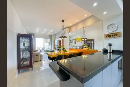 Sala de apartamento à venda com 3 quartos, 99m² em Vila Osasco, Osasco