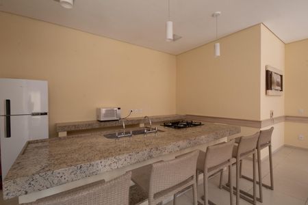 Apartamento à venda com 99m², 3 quartos e 2 vagas Apartamento à venda com 99m², 3 quartos e 2 vagasÁrea comum - Salão de festas