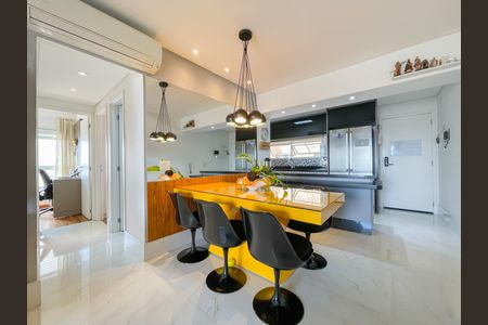 Apartamento à venda com 99m², 3 quartos e 2 vagas Apartamento à venda com 99m², 3 quartos e 2 vagasSala