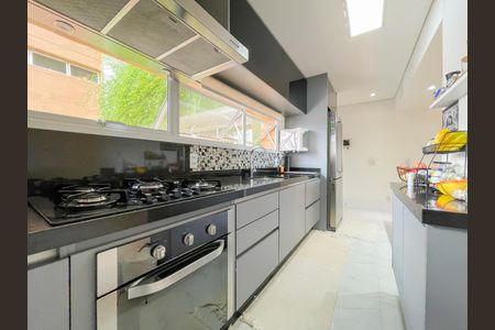 Apartamento à venda com 99m², 3 quartos e 2 vagas Apartamento à venda com 99m², 3 quartos e 2 vagasCozinha