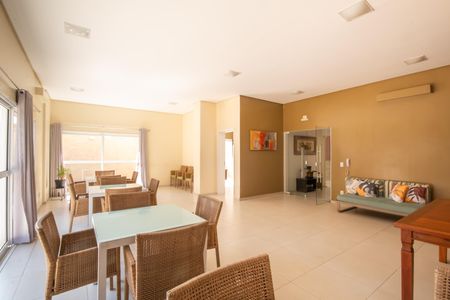 Apartamento à venda com 99m², 3 quartos e 2 vagas Apartamento à venda com 99m², 3 quartos e 2 vagasÁrea comum - Salão de festas