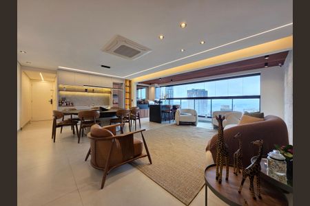 Sala  de apartamento à venda com 4 quartos, 166m² em Vila da Serra, Nova Lima