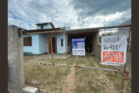 Casa à venda com 101m², 2 quartos e 2 vagasPlaca Cod.UYPO-84