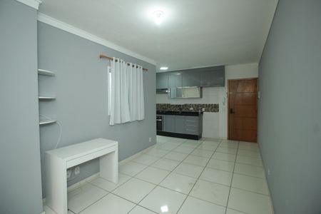 Apartamento para alugar com 100m², 2 quartos e 1 vagaSala