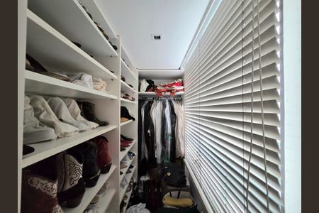 Apartamento à venda com 149m², 3 quartos e 2 vagasCloset da suíte