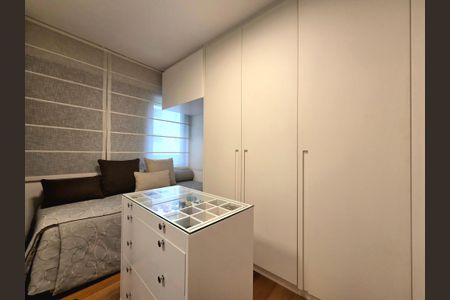 Apartamento à venda com 149m², 3 quartos e 2 vagasQuarto 3